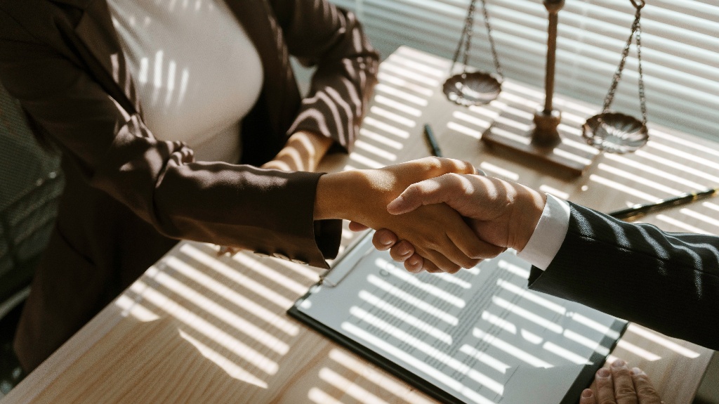 Man and woman are shaking hand